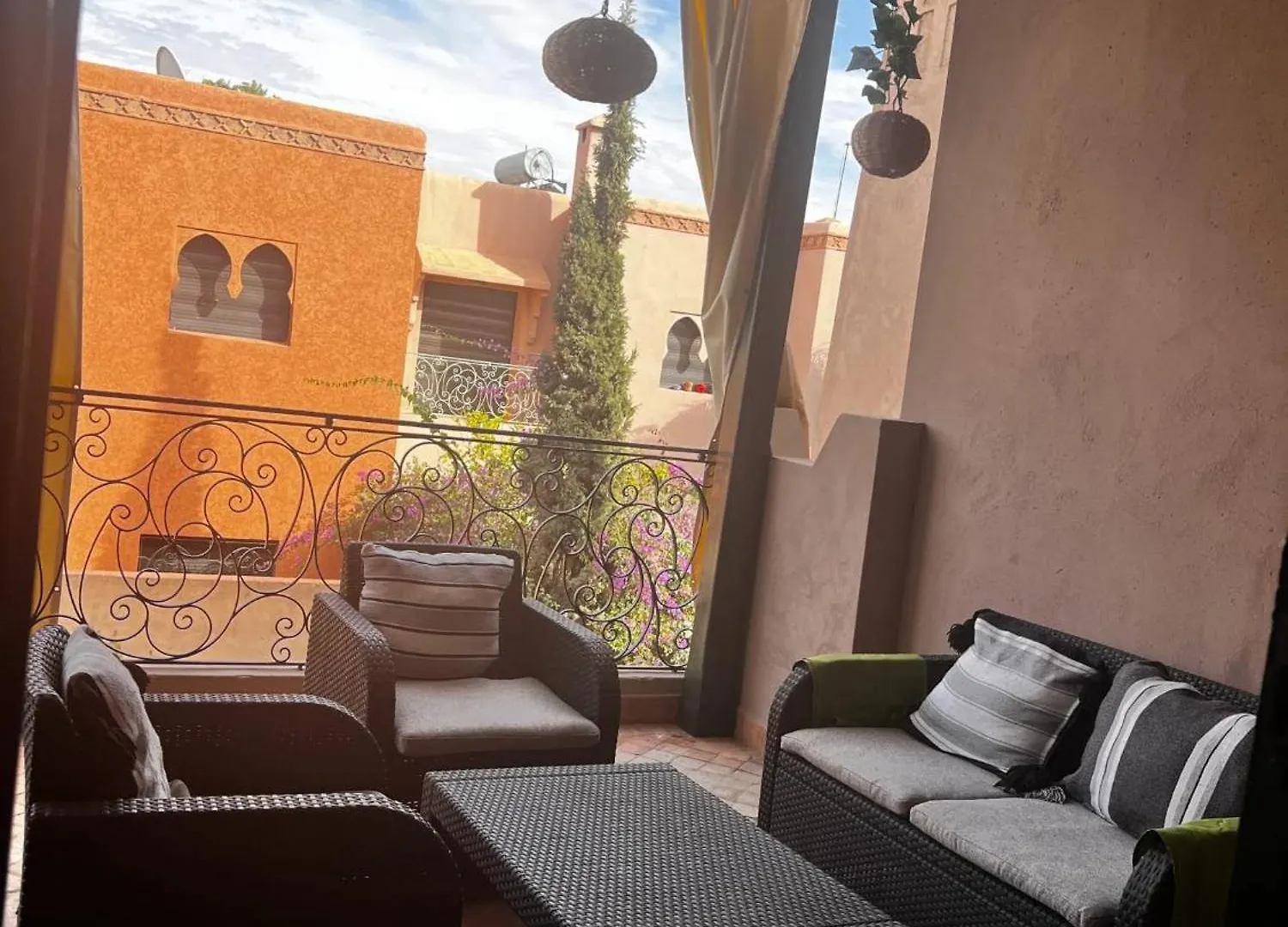 Luxurious Villa In Marrakech - Pool Marakeş